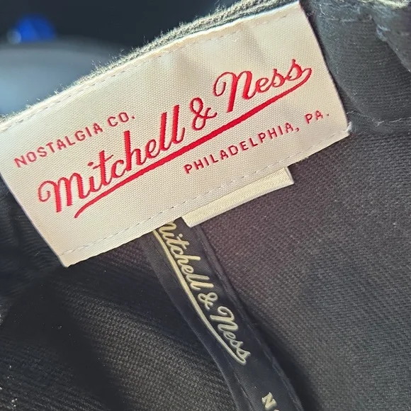 Mitchell & Ness Toronto RAPTORS NBA cap - Picture 4 of 5